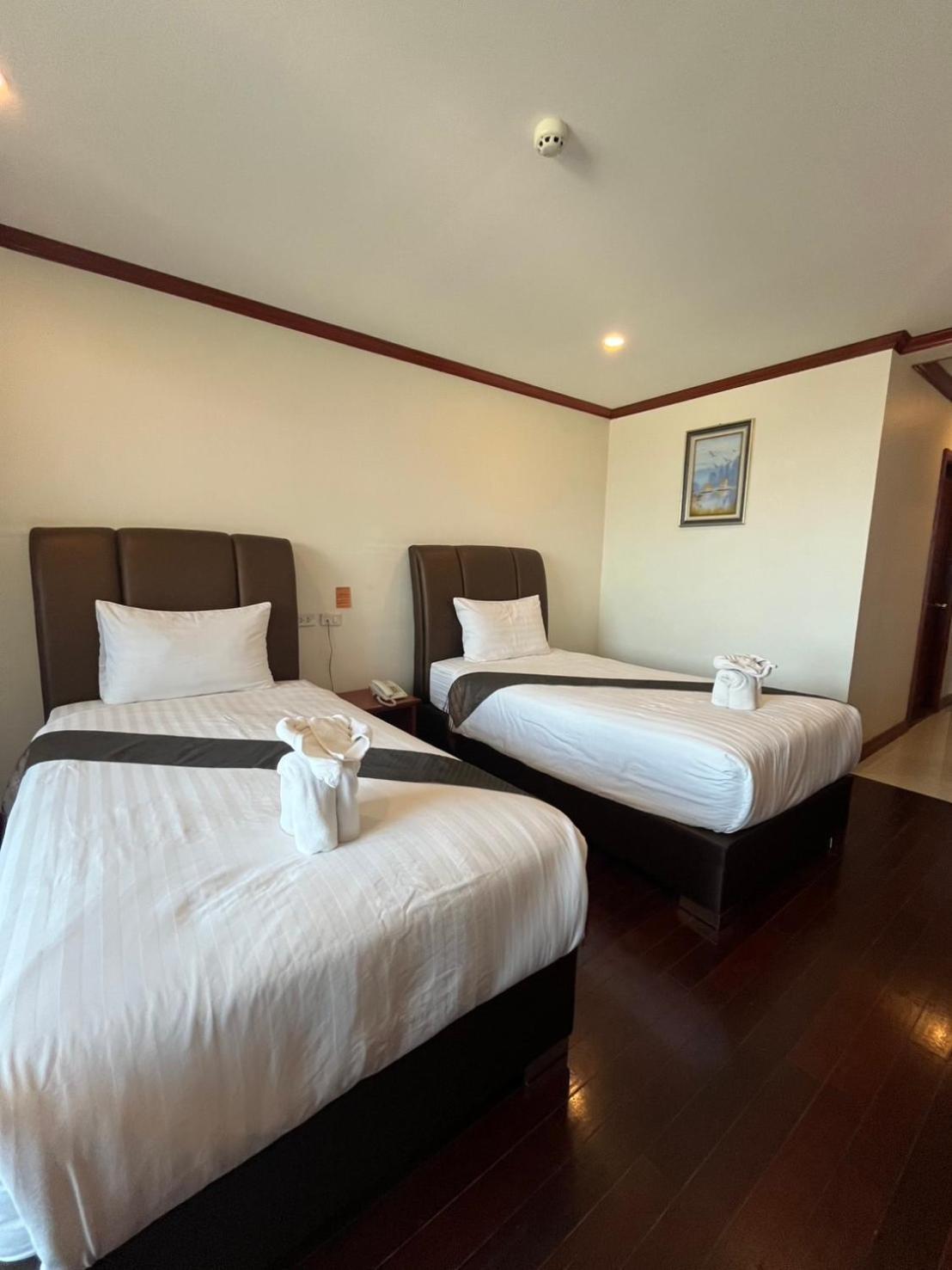 Nakhone Champa Hotel Паксе Екстериор снимка